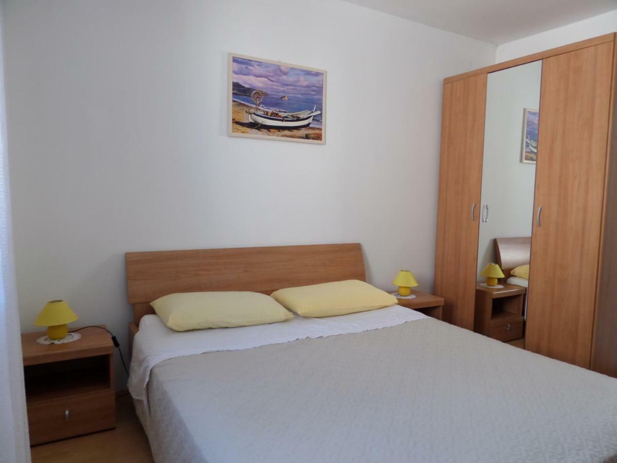 Apartmani Lili Mali Lošinj Exterior foto